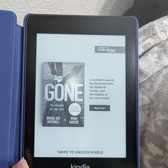 Amazon Tablet Bundle - Picture 11 of 16